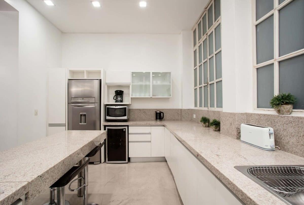 Purple Rain - Elegant 2 Bedroom In Recoleta Apartment Buenos Aires
