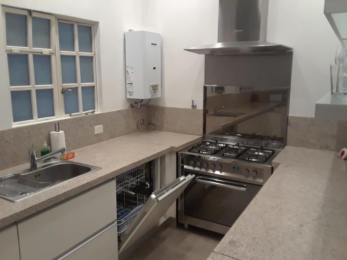 Purple Rain - Elegant 2 Bedroom In Recoleta * Buenos Aires